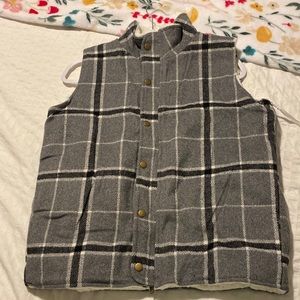 Vest originally bought for $60. Gray, black and white. Super soft!!!